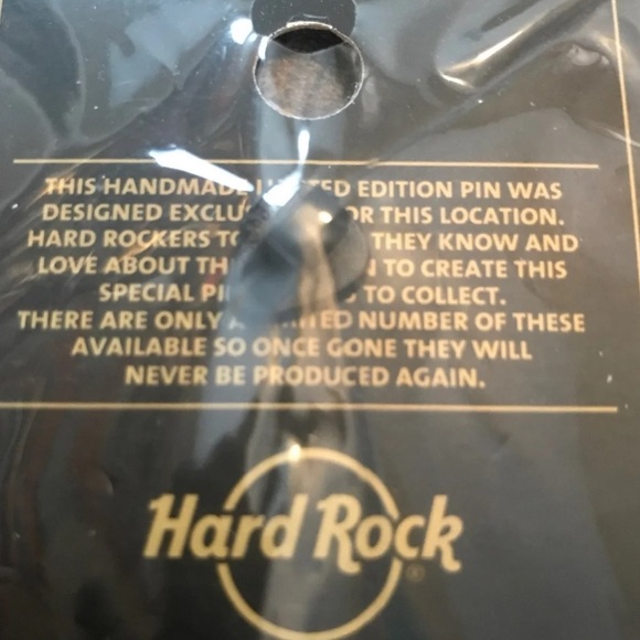 Hard Rock Pin - Picture 4 of 5